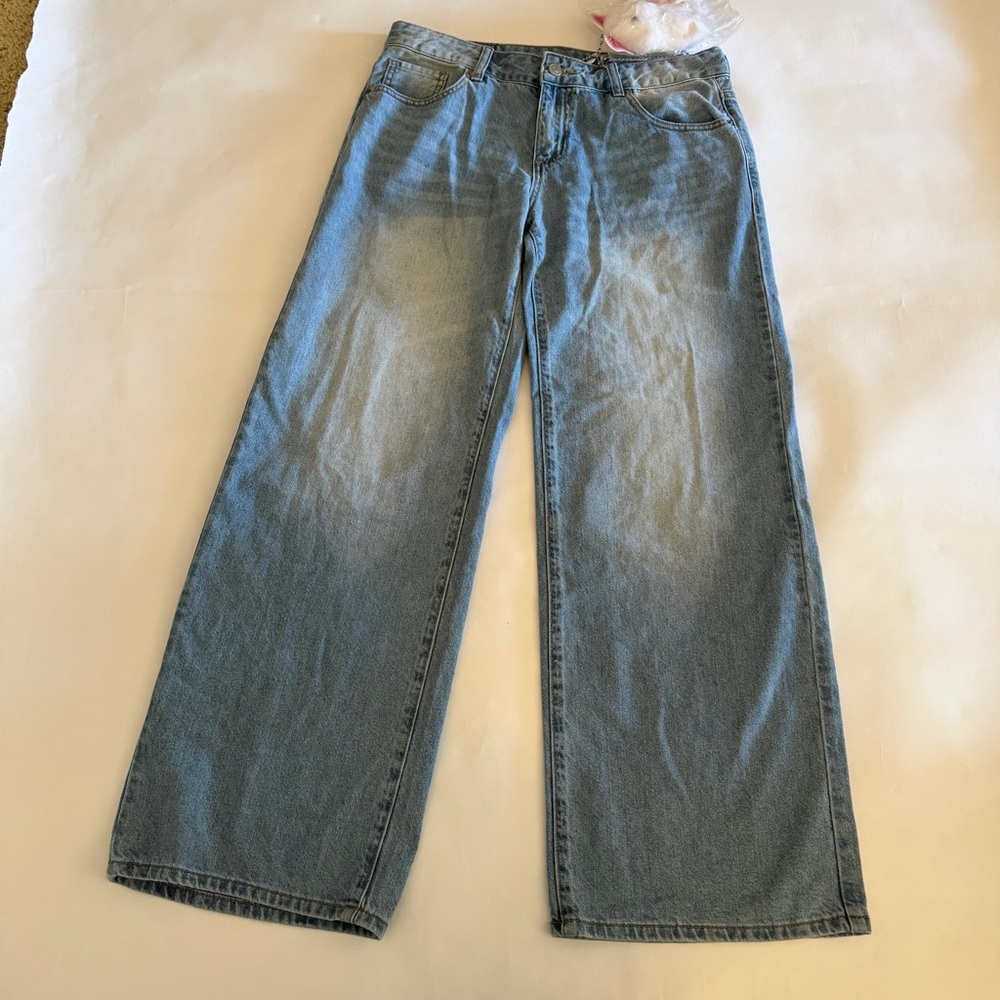 Classic Blue Women’s Low Wide Sits on Hip Slim Through the Hip Wide Leg Jeans